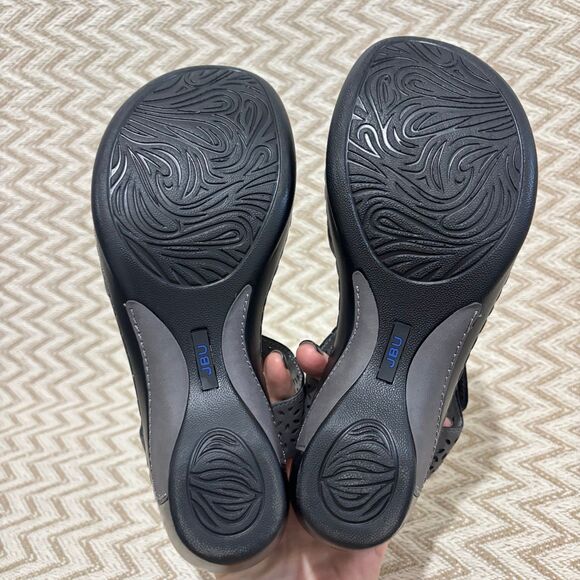 JBU by Jambu Chloe Wedge Sandals - Picture 9 of 9